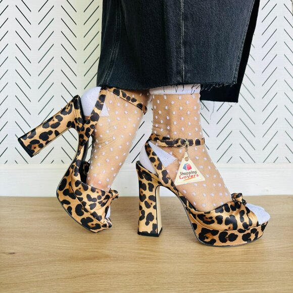 ⭐Leopard Print Platform Heels Women 7.5 Ankle Strap Chunky Block High Heel Shoes - Picture 1 of 9